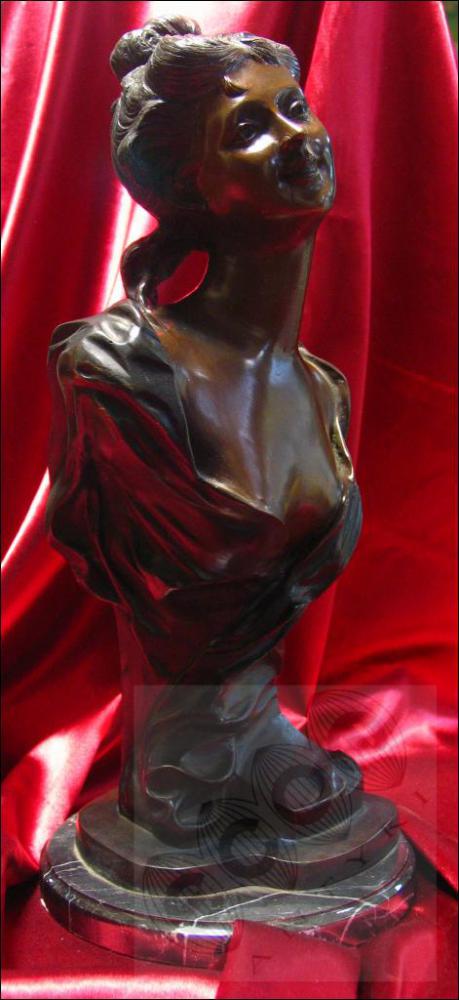 FIGURA Z BRĄZU - POPIERSIE (k) - 1