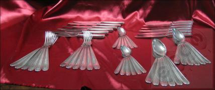 KOMPLET SZTUĆCÓW - zdjęcie 1