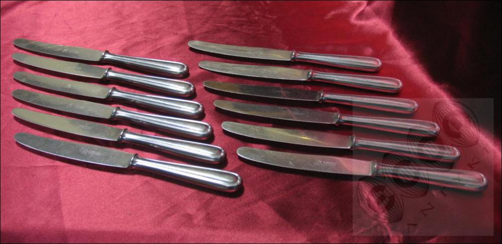 KOMPLET SZTUĆCÓW - 11