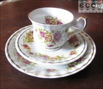 PORCELANOWY ZESTAW ŚNIADANIOWY (K) - zdjęcie 1