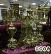 MASYWNY ZEGAR Z KANDELABRAMI - zdjęcie 2 MASYWNY ZEGAR Z KANDELABRAMI - zdjęcie 2