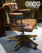 MAHONIOWY OBROTOWY FOTEL W STYLU CHESTERFIELD - zdjęcie 5