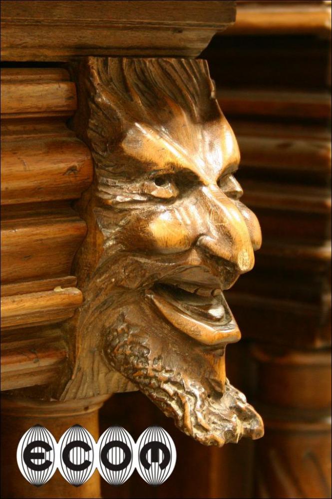 NIEPOWTARZALNY KREDENS EKLEKTYCZNY - 10