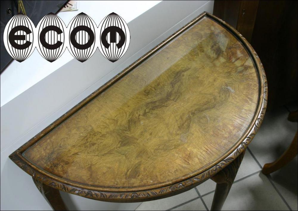 ORZECHOWA KONSOLA - 1