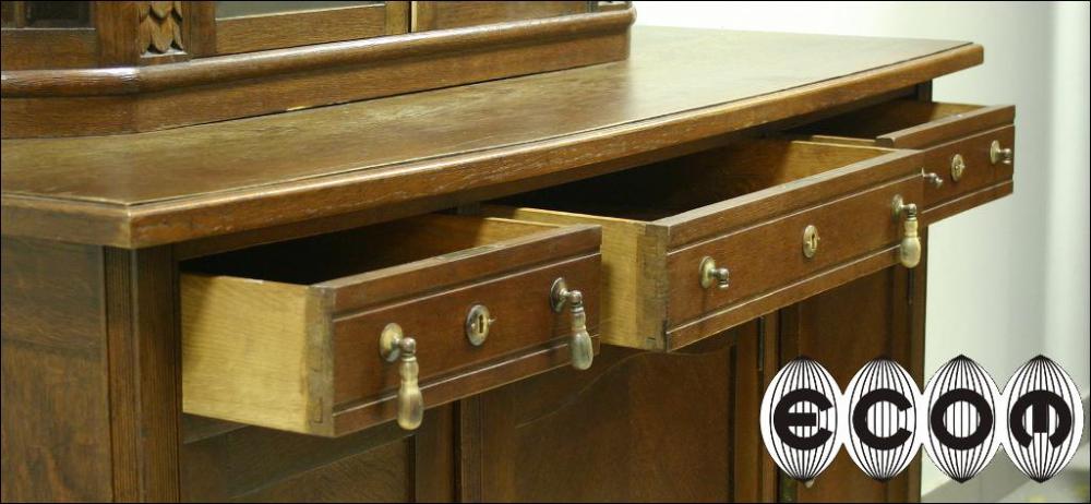 NIEWIELKI DĘBOWY KREDENS CHIPPENDALE - 6