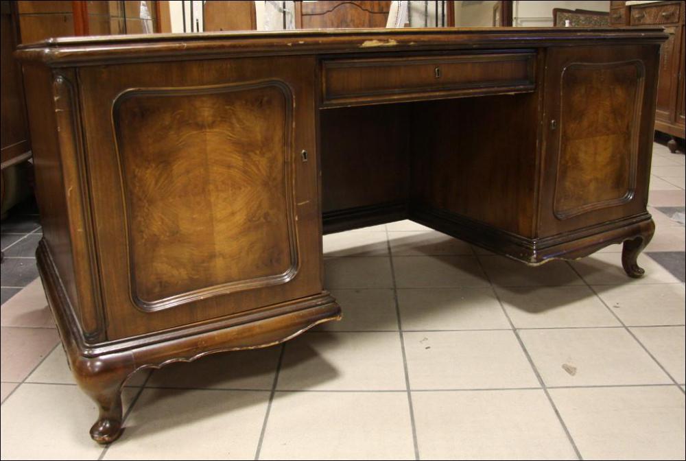 BIURKO-BIBLIOTECZKA CHIPPENDALE - 2