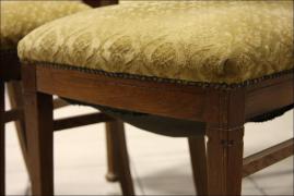 CZTERY DĘBOWE KRZESŁA - zdjęcie 3