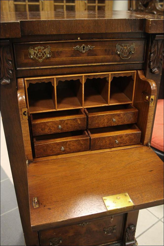 SZYFONIERA Z SEKRETARZYKIEM - 3