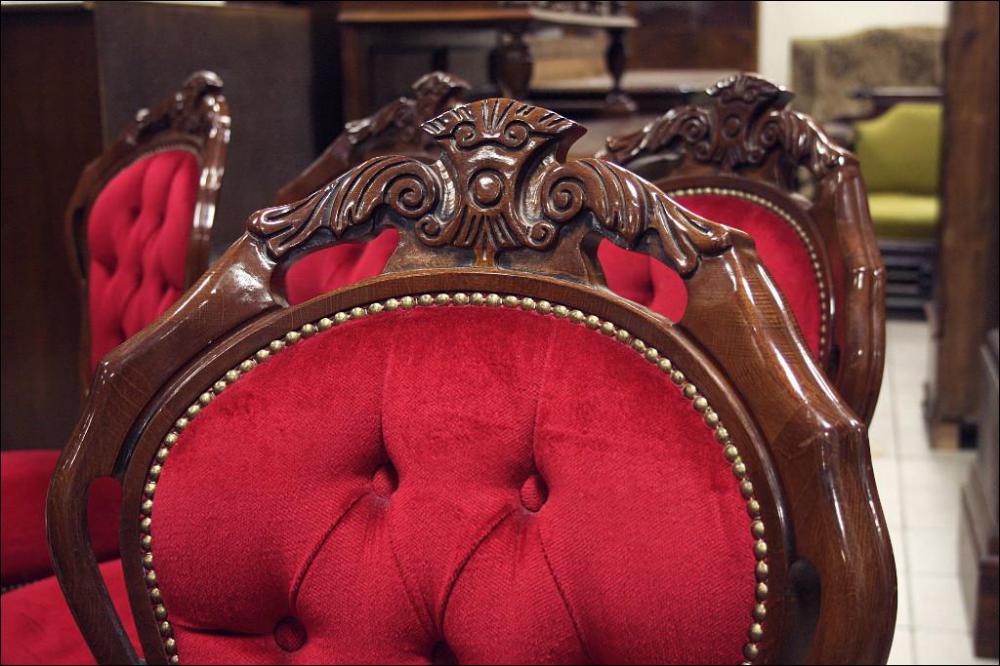 STÓŁ + 6 KRZESEŁ - 10