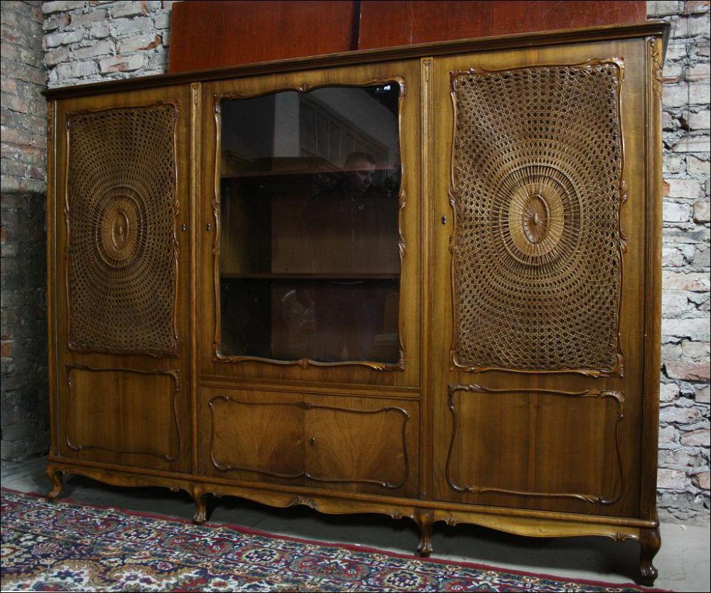 SZAFA CHIPPENDALE - 1
