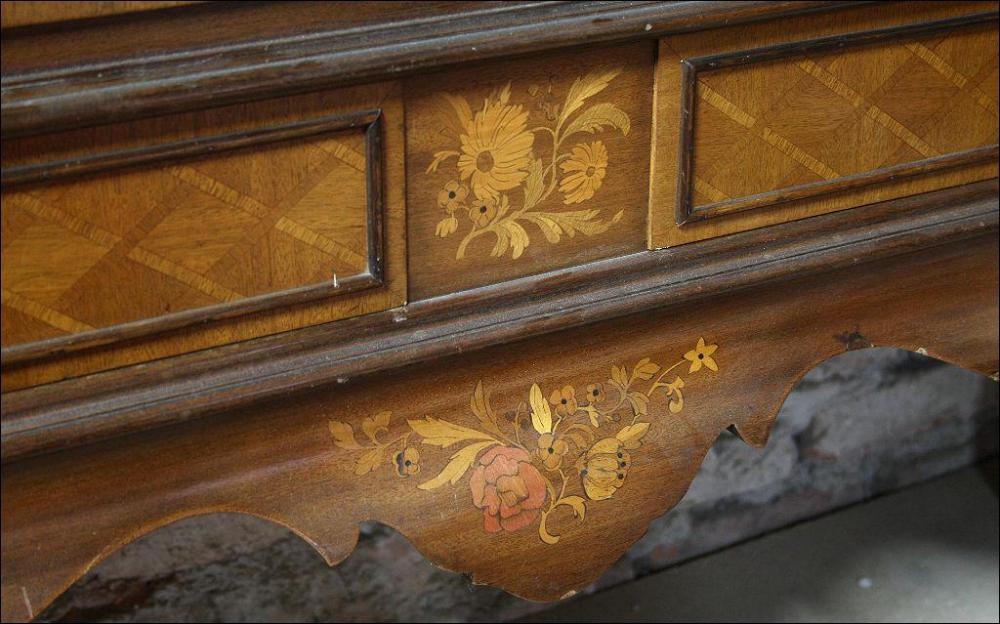 KABINET CHIPPENDALE - 3
