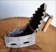 ŻELAZKO NA WĘGIEL - zdjęcie 3 ŻELAZKO NA WĘGIEL - zdjęcie 3