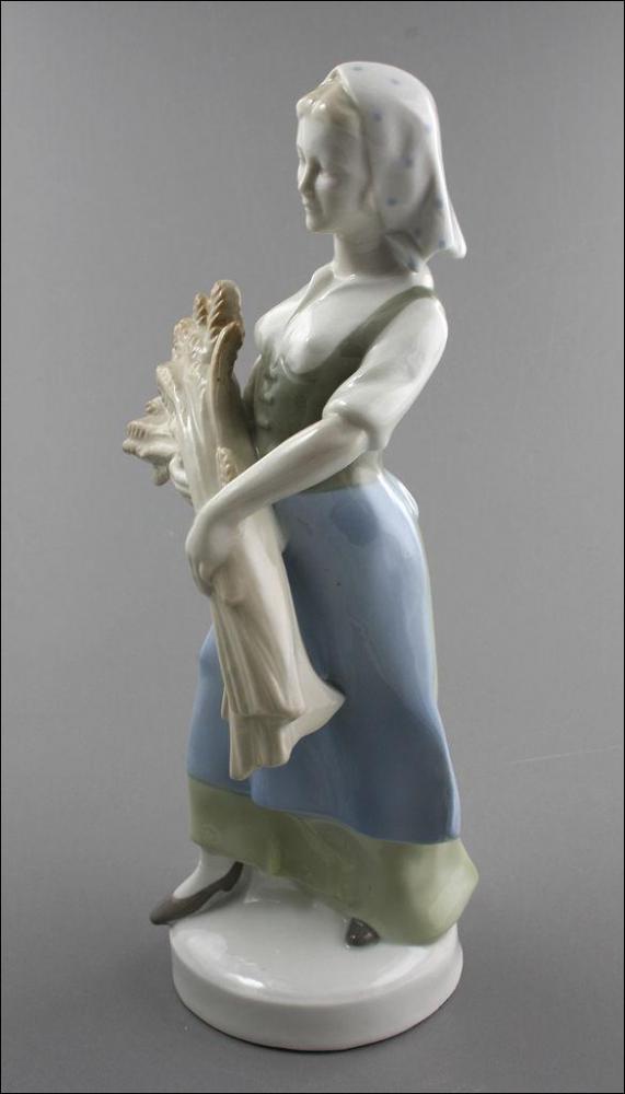 FIGURKA - ŻNIWIARKA  / Carl Scheidig K.G. / - 3