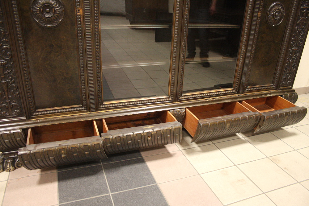 KOMPLET MEBLI GABINETOWYCH - 25