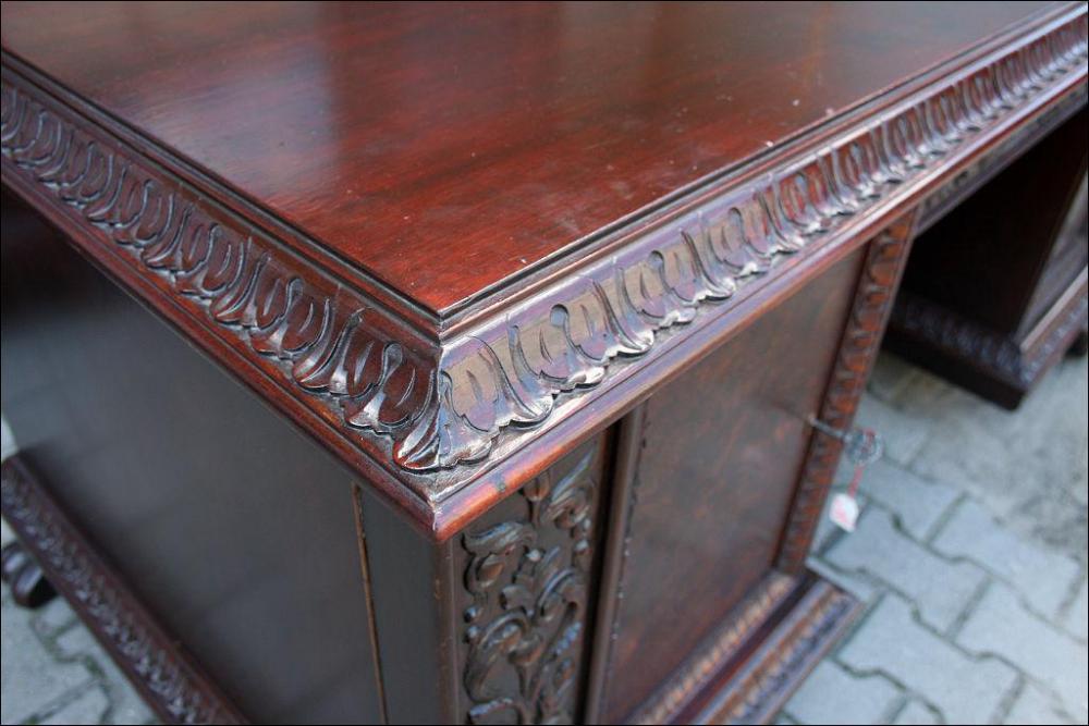 GABINET ORZECHOWY - 7