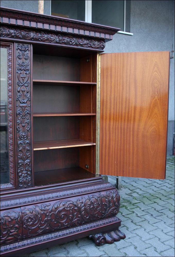 GABINET ORZECHOWY - 21