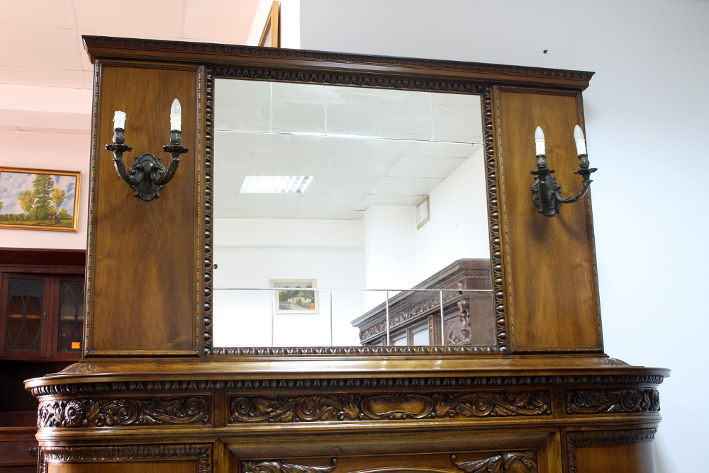 KREDENS Z 'KOMINKIEM' LUB BARKIEM - 3