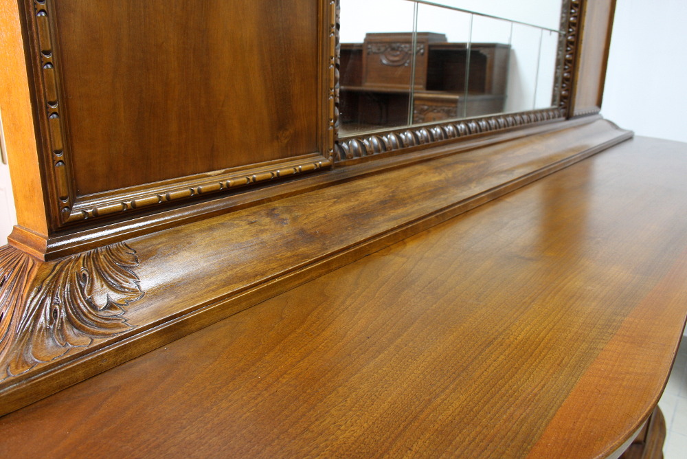 KREDENS Z 'KOMINKIEM' LUB BARKIEM - 13