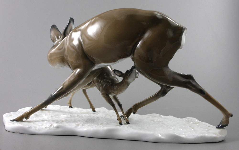 DUŻA FIGURKA - KARMIĄCA SARNA / Rosenthal / - 2