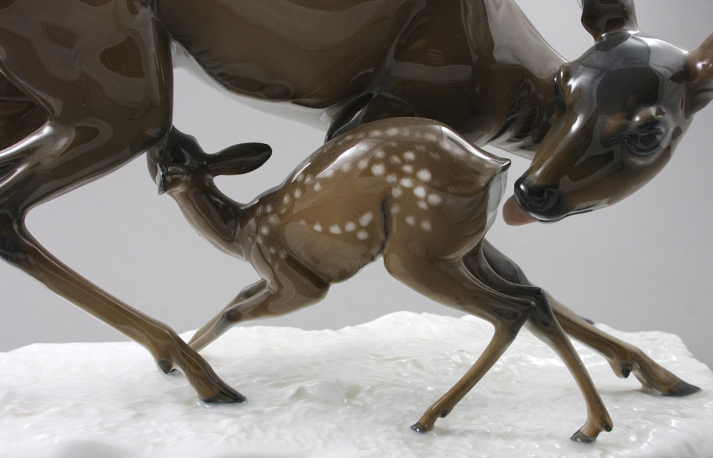 DUŻA FIGURKA - KARMIĄCA SARNA / Rosenthal / - 5