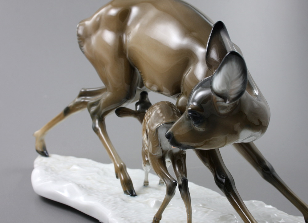 DUŻA FIGURKA - KARMIĄCA SARNA / Rosenthal / - 6