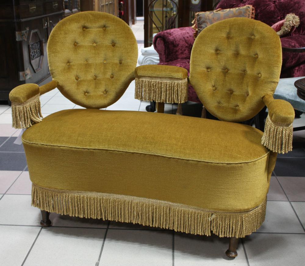 NIEWIELKA DWUOSOBOWA SOFKA - 1