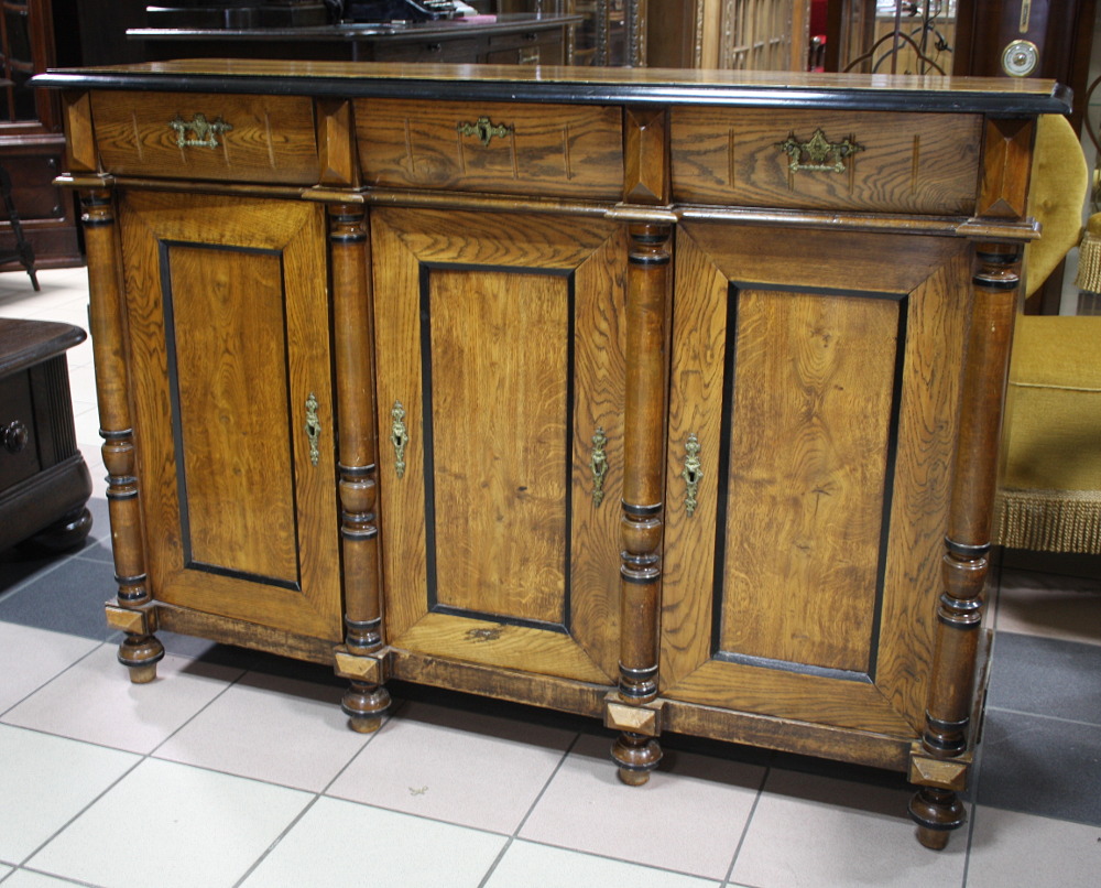 KOMODA EKLEKTYCZNA - 2