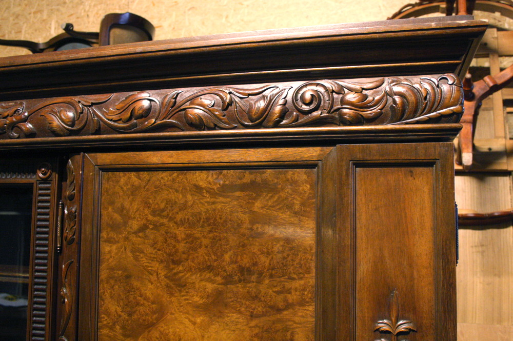 BIBLIOTEKA Z ŁAWKĄ - 6