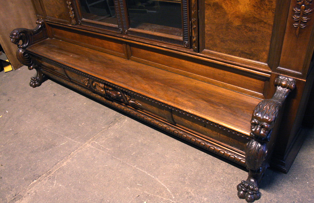 BIBLIOTEKA Z ŁAWKĄ - 7