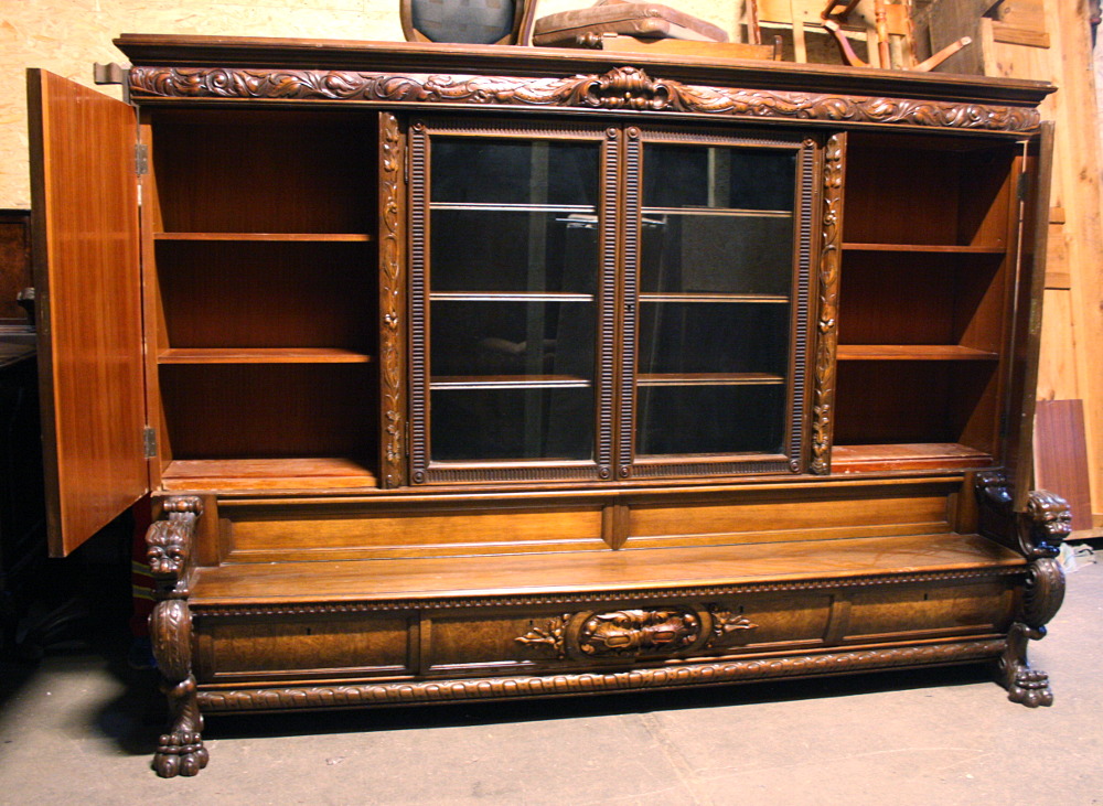 BIBLIOTEKA Z ŁAWKĄ - 8