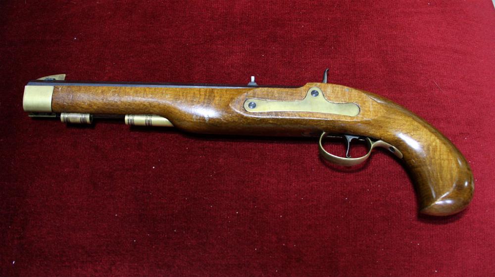 PISTOLET JUKAR SPAIN - 1