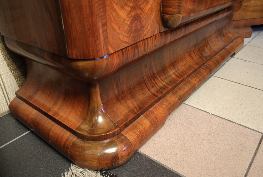 NIEWIELKI KREDENS ART DECO - 4