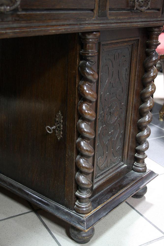 BIURKO - NEORENESANS - 4