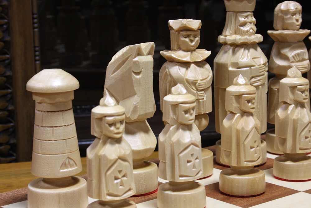 RZEŹBIONE SZACHY - 5