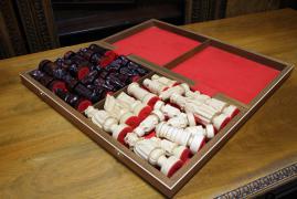 RZEŹBIONE SZACHY - zdjęcie 9