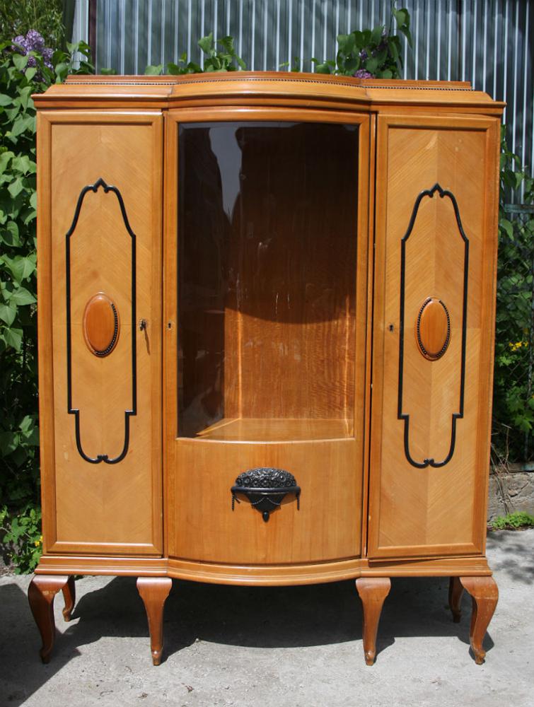 CZEREŚNIOWY GABINET - 7