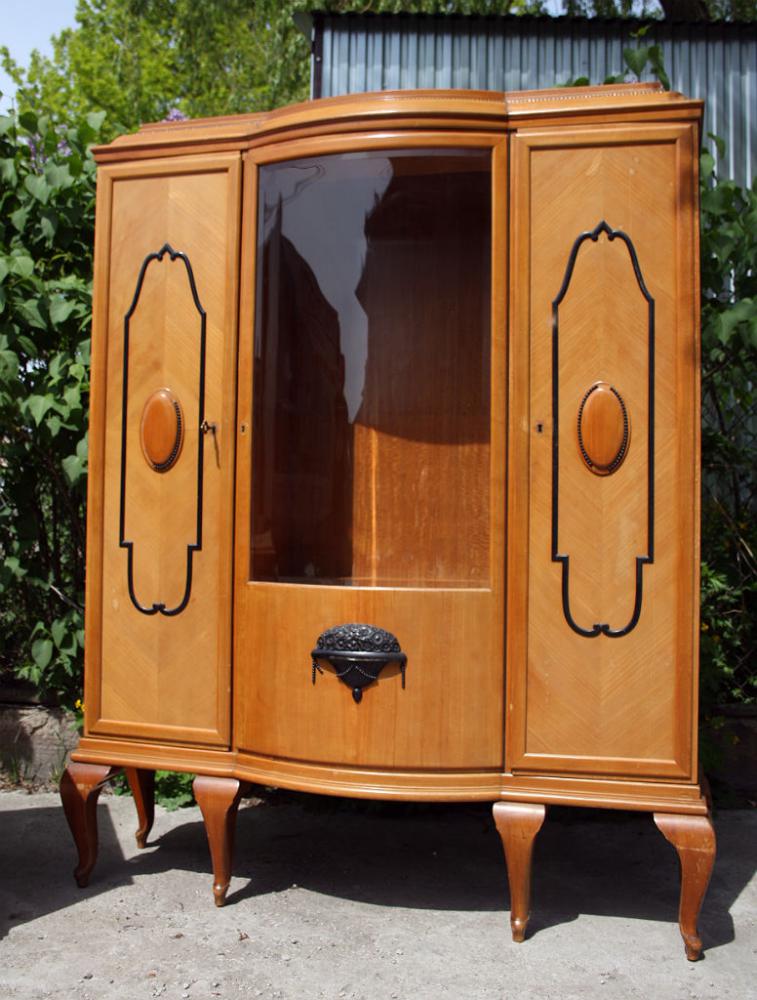 CZEREŚNIOWY GABINET - 8