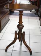 STOLIK ORZECHOWY - zdjęcie 1