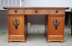 BIURKO DĘBOWE - zdjęcie 2 BIURKO DĘBOWE - zdjęcie 2