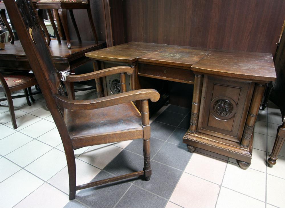 GABINET Z KOLUMNAMI - 2