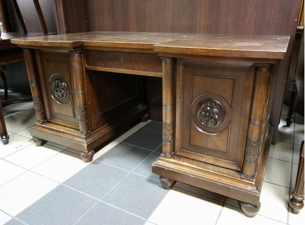 GABINET Z KOLUMNAMI - 4