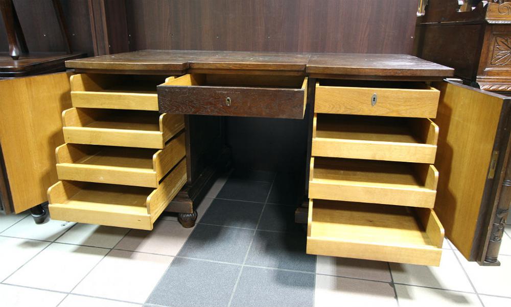 GABINET Z KOLUMNAMI - 8