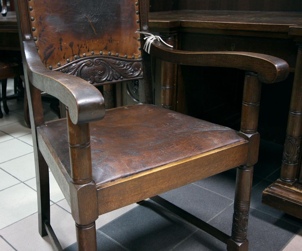 GABINET Z KOLUMNAMI - 13