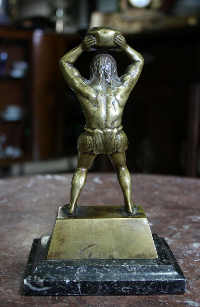 FIGURKA JASKINIOWIEC - 2