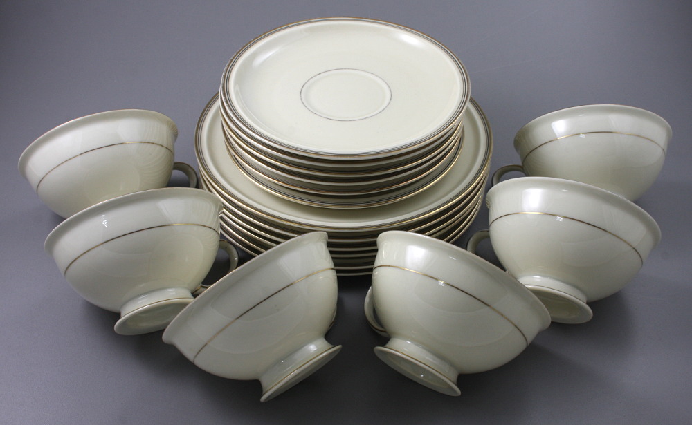 SERWIS KAWOWY DLA 6 OS. - / Rosenthal Winifred / - 7