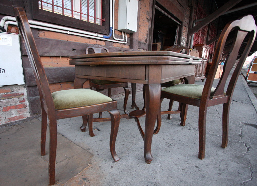 ROZKŁADANY STÓŁ + 5 KRZESEŁ - 2