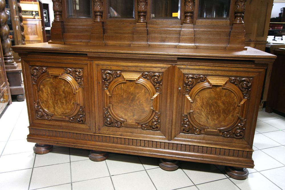 KREDENS Z CZECZOTAMI - 1