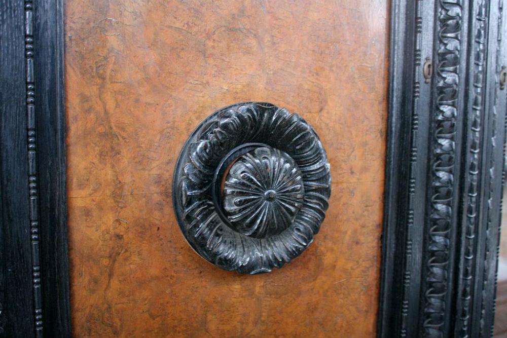 GABINET NA LWICH ŁAPACH / po renowacji / - 10