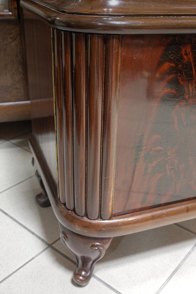 MAHONIOWA BIBLIOTECZKA - 3