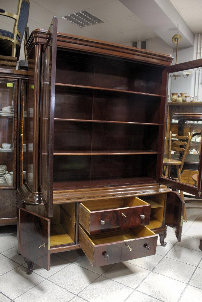 MAHONIOWA BIBLIOTECZKA - 4